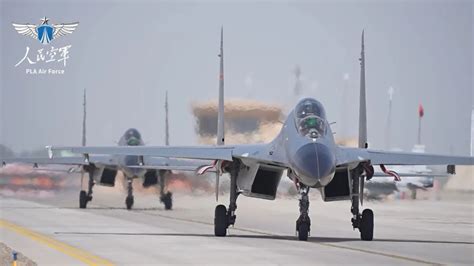 中巴雄鹰联合空军演习